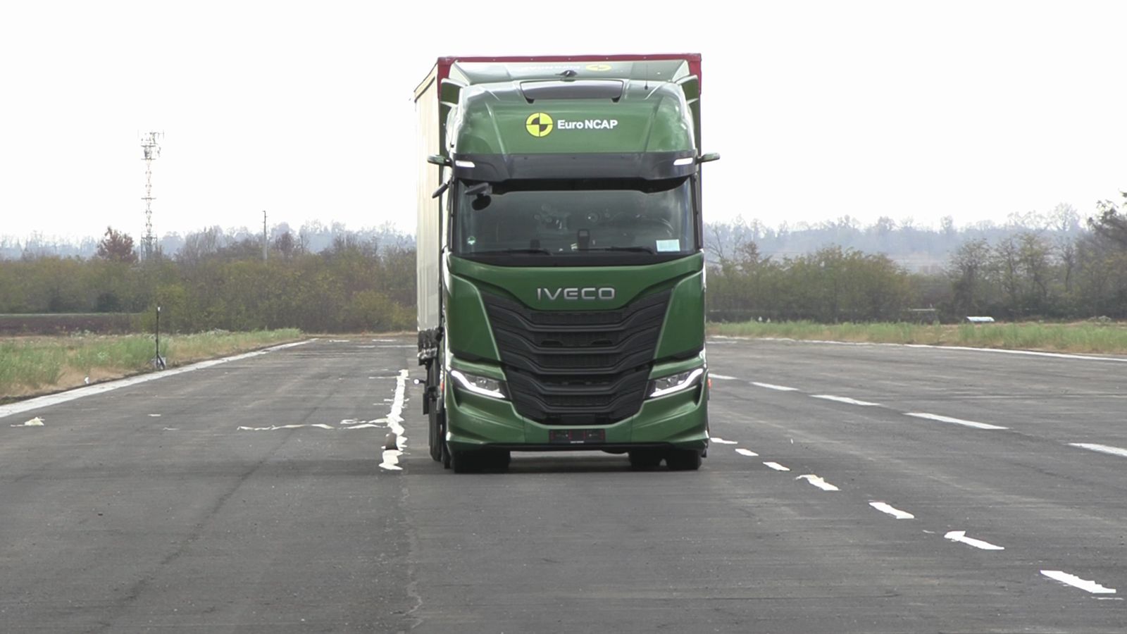 Το Iveco S-Way επανεξετάστηκε από τον Euro NCAP ωστόσο η επίδοση του εξακολουθεί να προβληματίζει (βαθμολογία 2 αστεριών). 