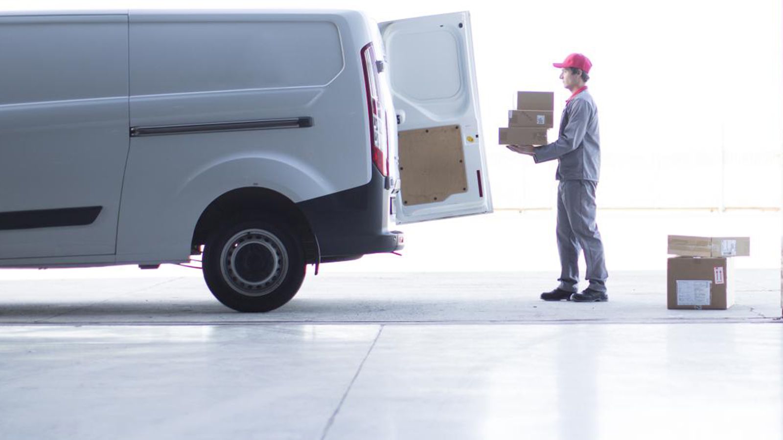 Από το καλοκαίρι του 2026 τα ελαφρά επαγγελματικά με μεικτό βάρος από 2,5t. θα επιβάλλεται να φέρουν ψηφιακούς ταχογράφους σε συγκεκριμένες χρήσεις. 