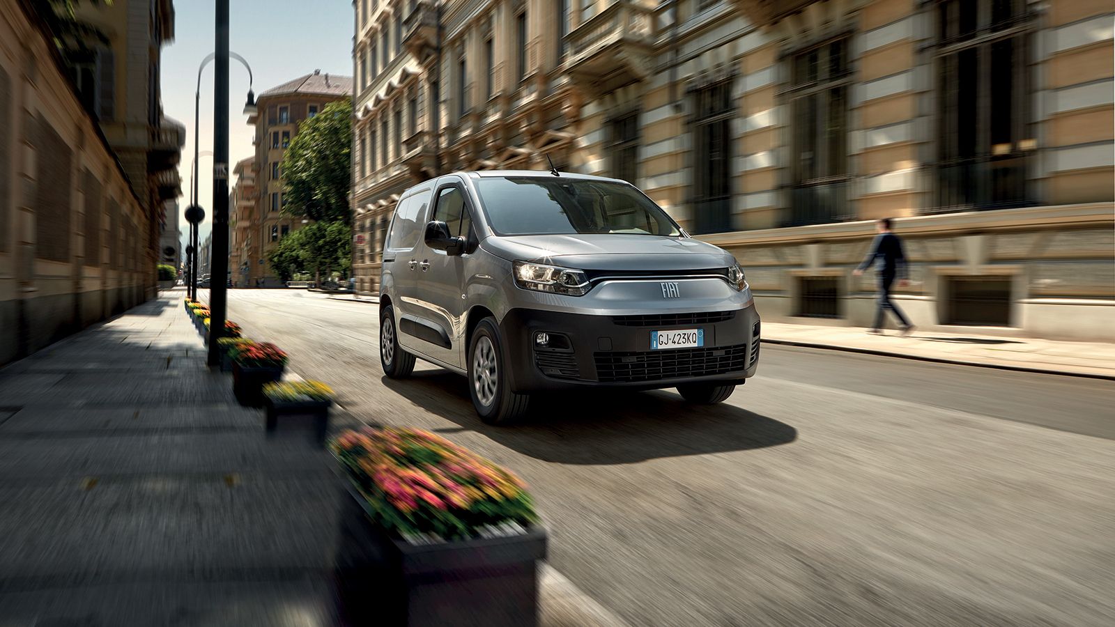 Τα νέα Doblò και Ε- Doblò προσφέρουν κορυφαίες υπηρεσίες στον σύγχρονο επαγγελματία. 