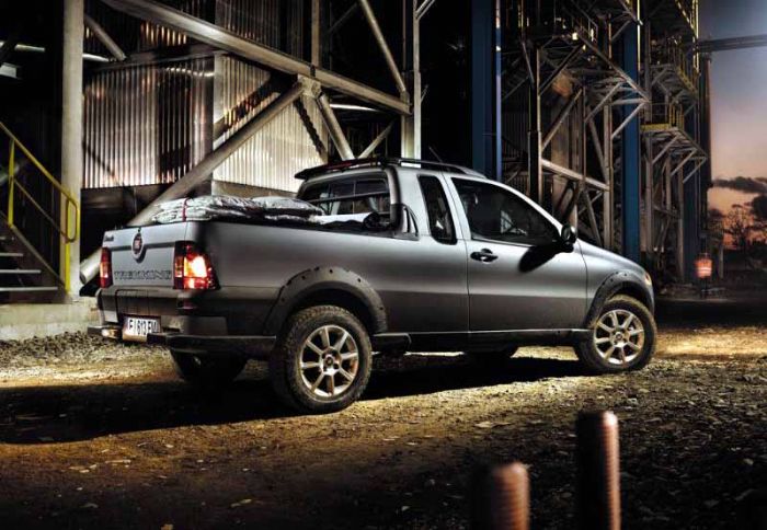 Η Fiat Professional αναμένεται να λανσάρει ένα νέο Pick-Up, μεγαλύτερο από το Strada, μέσα στο 2016 καθώς το Strada δεν θα προσφέρεται πλέον στην ΕΕ.