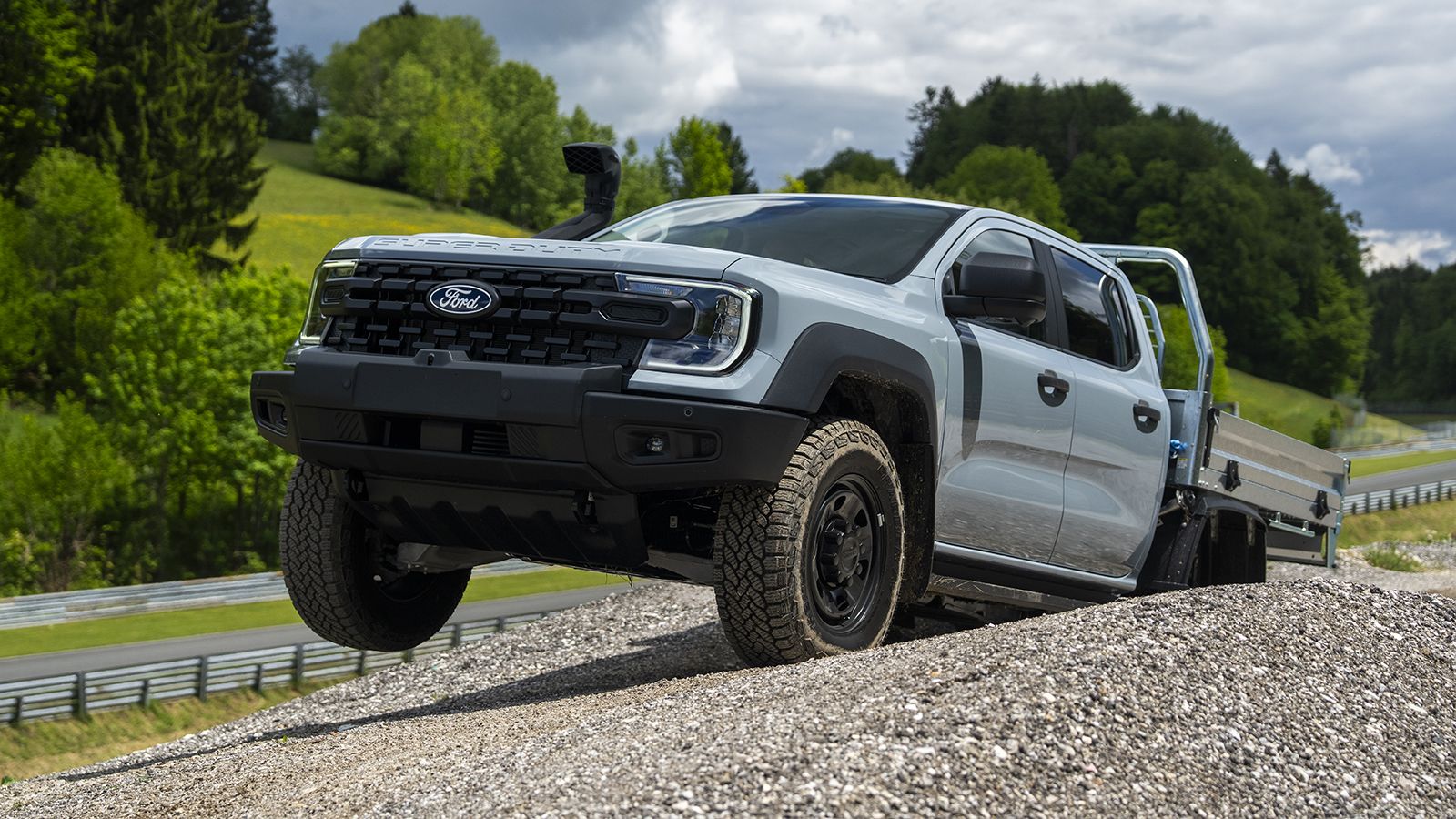 Ford Ranger Super Duty: κίνηση εκτός δρόμου