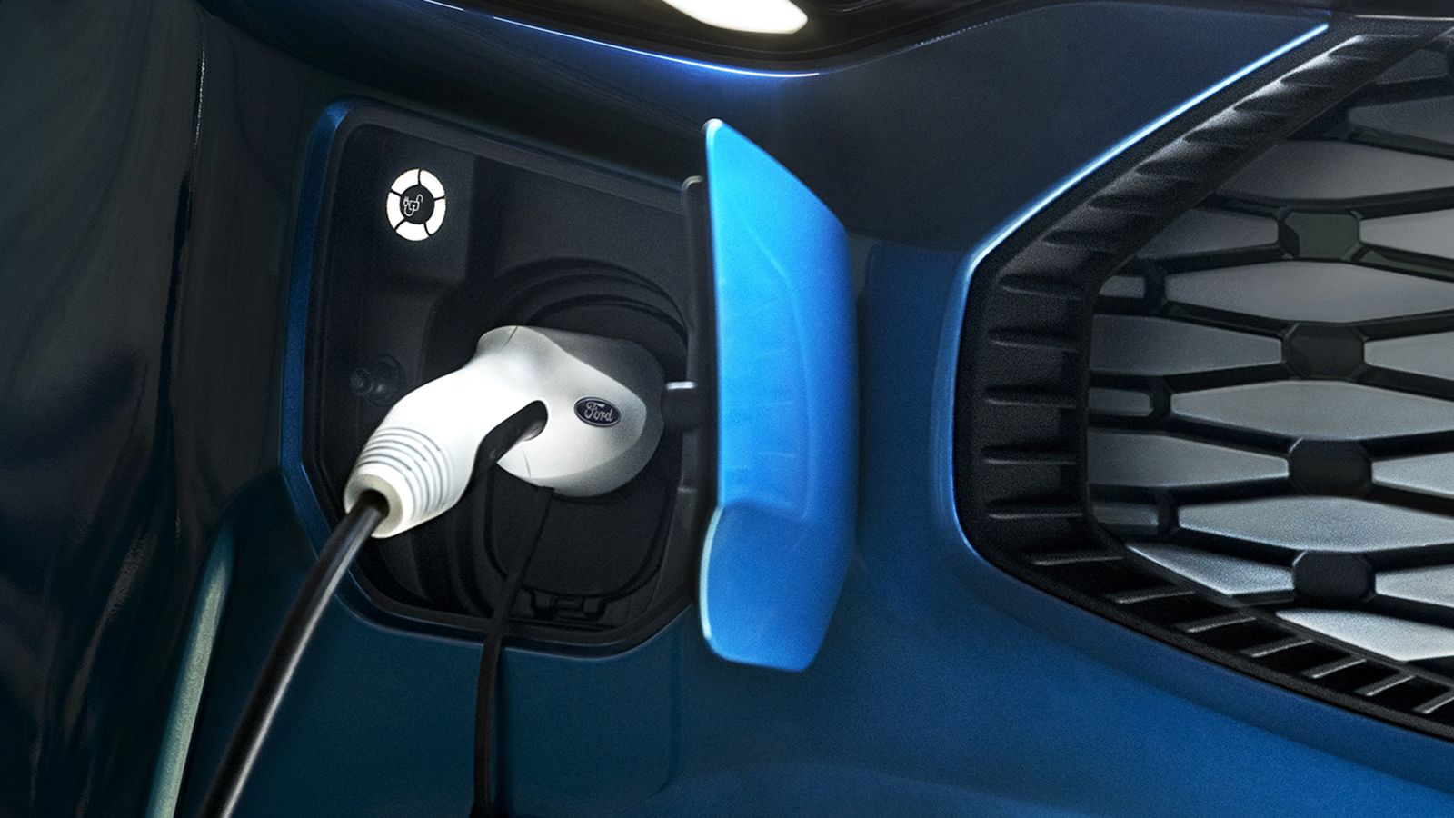 Το νέο Ford Transit Custom σύντομα θα είναι διαθέσιμο τόσο σε υβριδικές όσο και σε αμιγώς ηλεκτρικές εκδόσεις. 