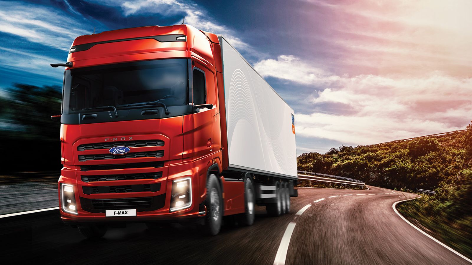 Το F-Max είναι η νέα πρόταση της Ford Trucks στα βαρέα φορτηγά μεγάλων αποστάσεων και στην ελληνική αγορά. 