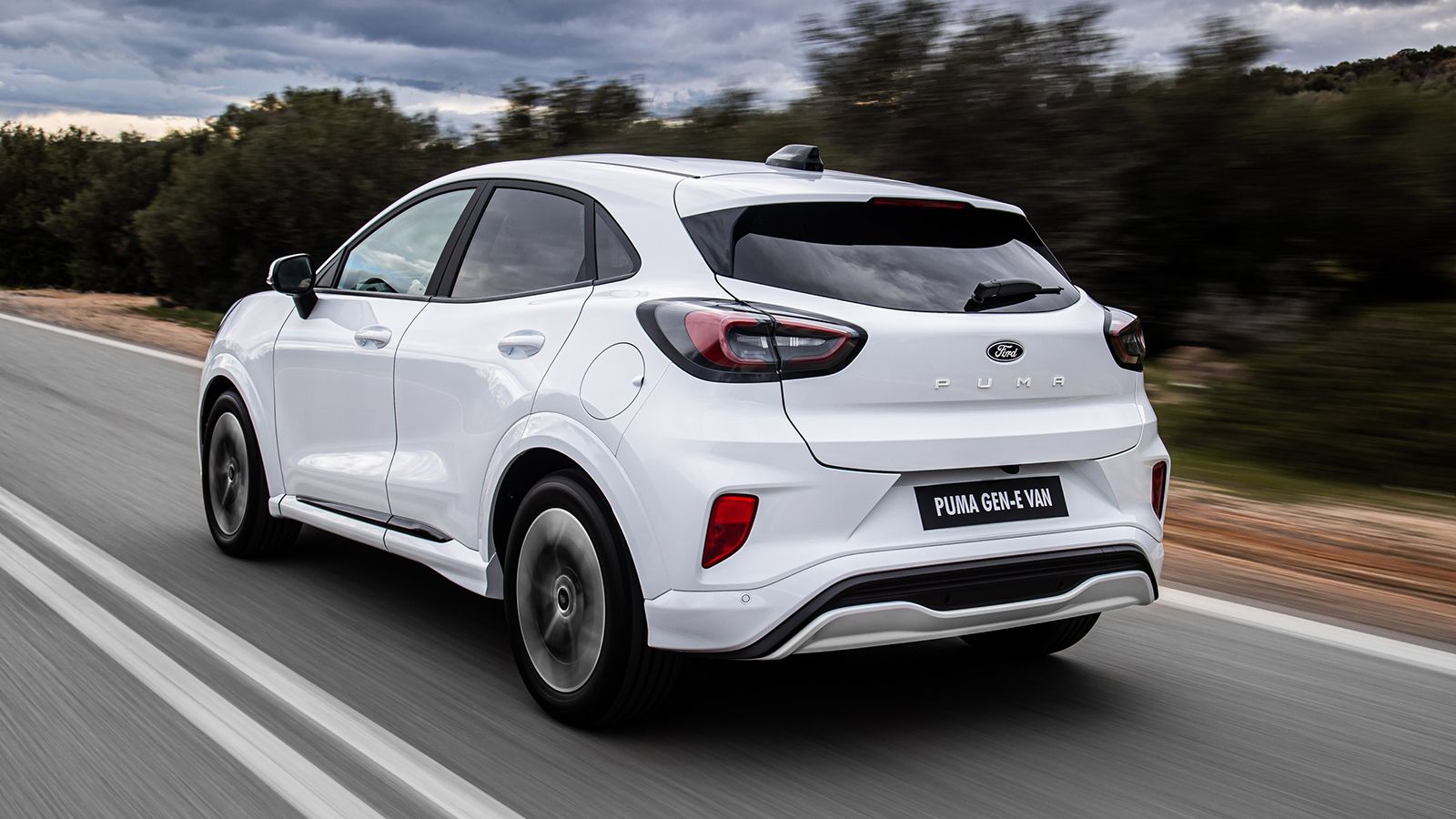 Με απόδοση 168 αλόγων, το ηλεκτροκίνητο Mini-Van μπορεί να διανύσει έως και 523km στην πόλη! 