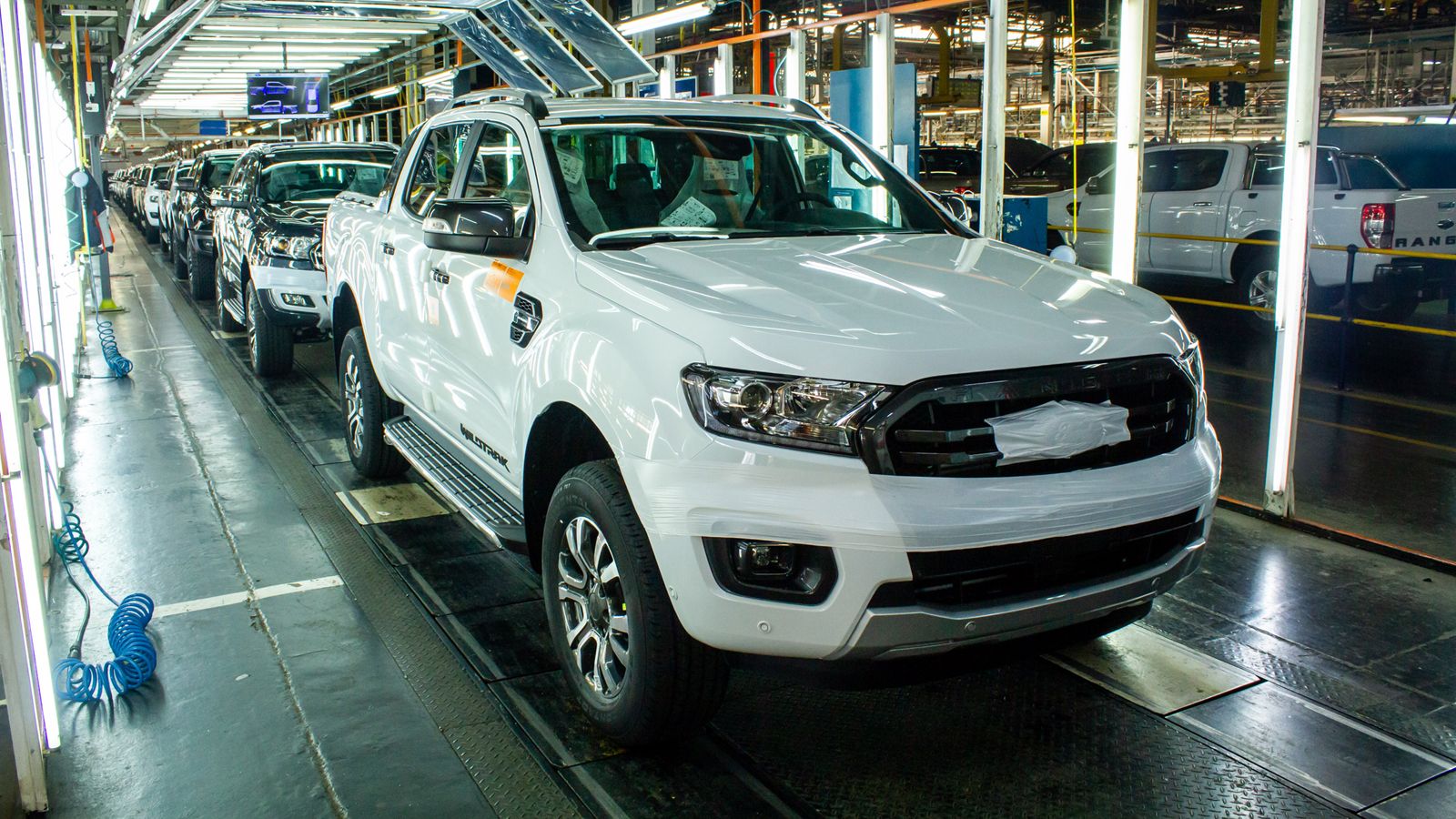 Η Ford αποφάσισε την αύξηση της παραγωγής του νέου Ranger προκειμένου να ανταποκριθεί στην εντυπωσιακή αύξηση των πωλήσεων του –και- στις διάφορ