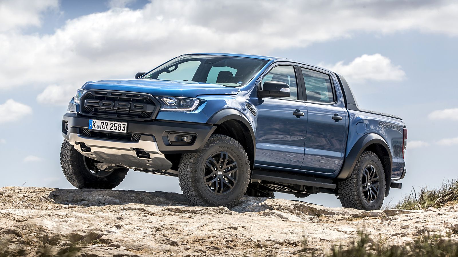 Το Ford Ranger Raptor αποτελεί την κορυφαία έκφανση των δυνατοτήτων που προσφέρουν τα οχήματα της κατηγορίας των Pick-Up. 