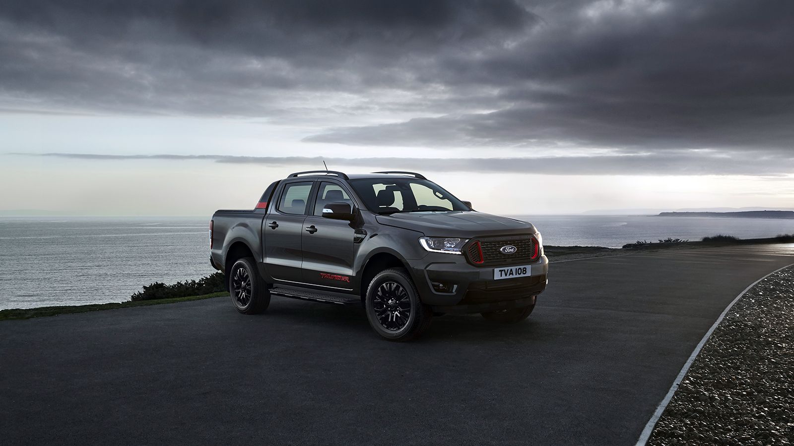 H συλλεκτική έκδοση «Thunder» του νέου Ford Ranger αναμένεται να διατεθεί στις διάφορες αγορές τις ΕΕ σε μόλις 4.500 οχήματα… 