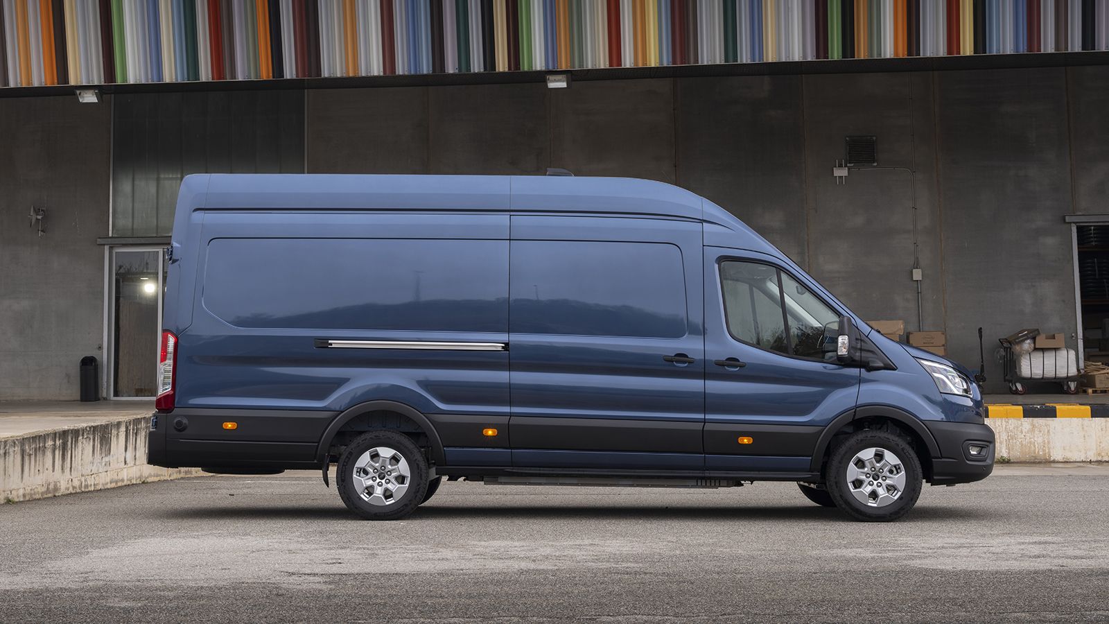 Ford Transit Van, πλευρική όψη, στατικό