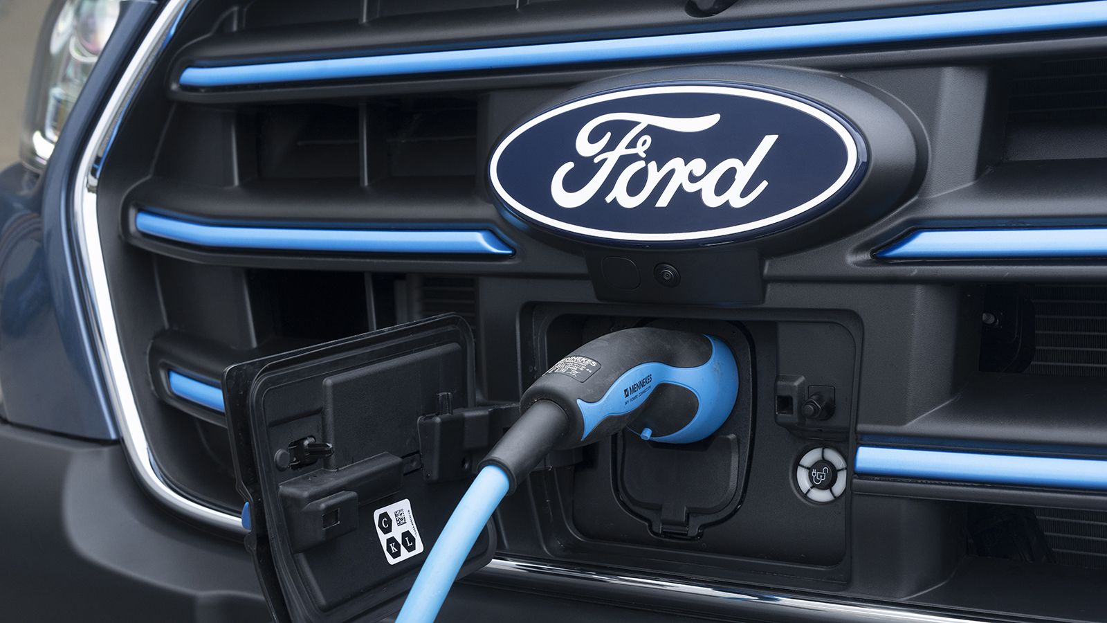 Ford Transit Van, φόρτιση ηλεκτρικής έκδοσης.
