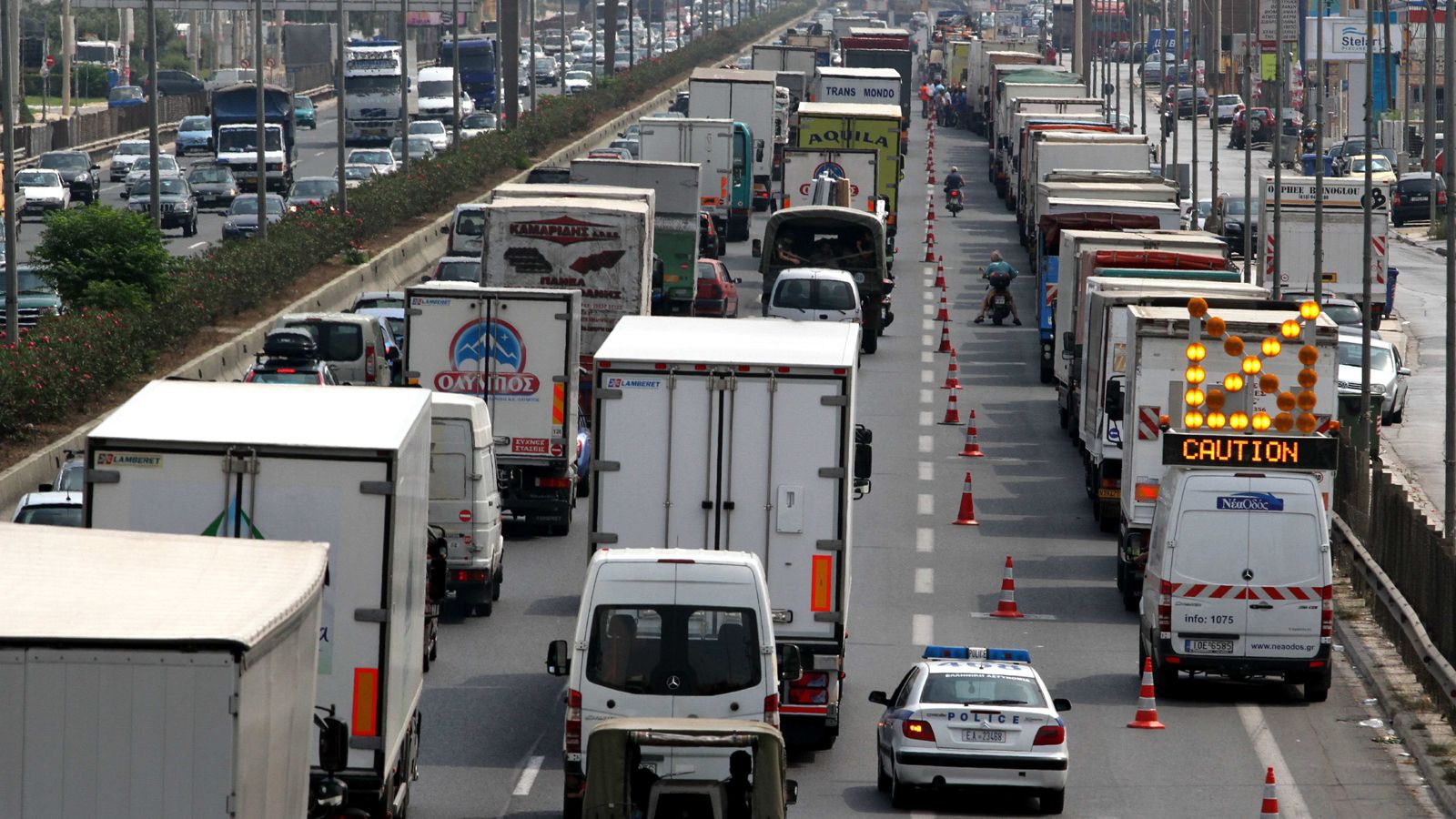 Σε σύνολο 1.392 φορτηγών – λεωφορείων που ελέγχθηκαν σε μια μόνο μέρα, βεβαιώθηκαν 293 παραβάσεις μη ορθής χρήσης – λειτουργίας του ταχογρ