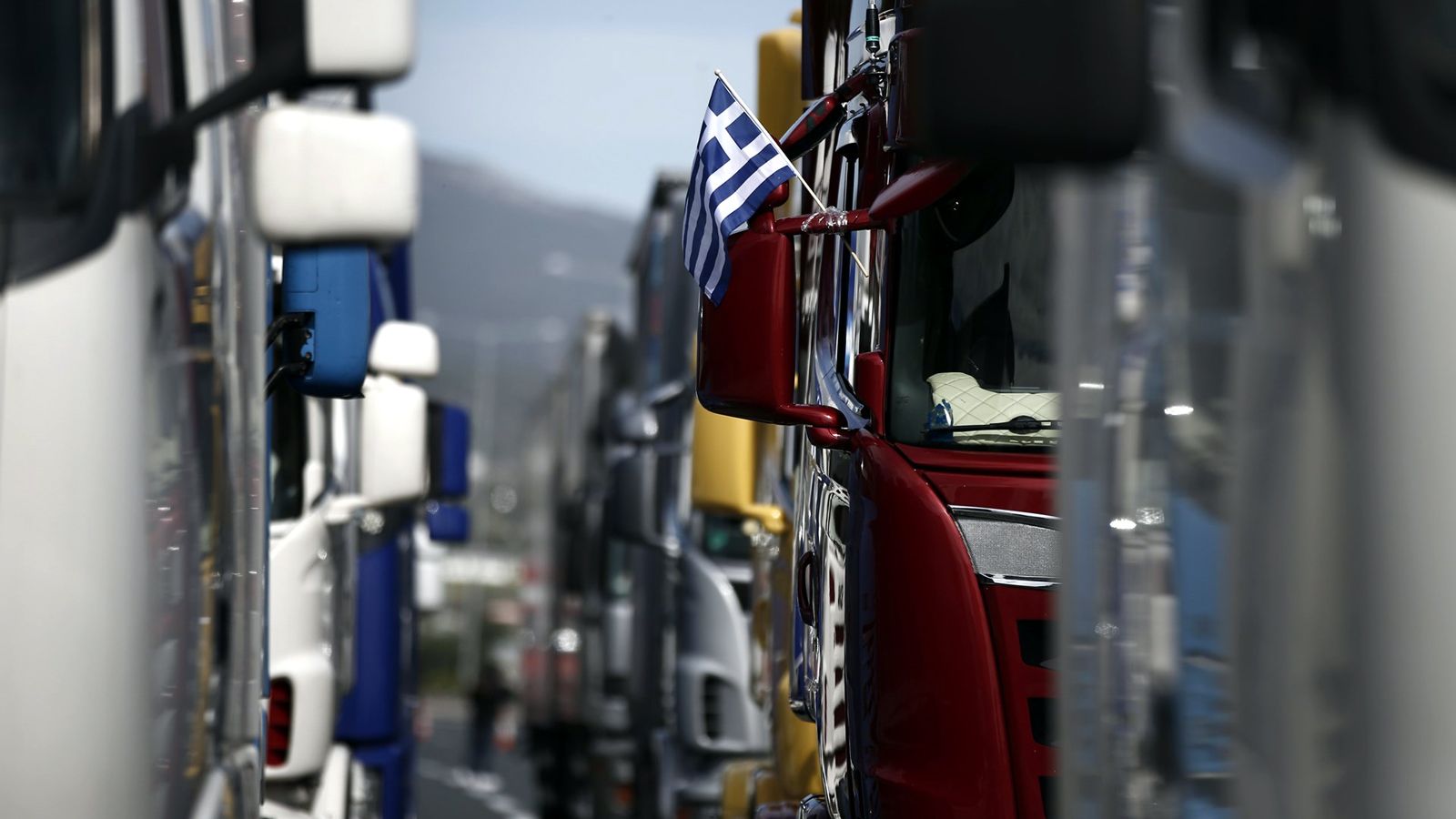 Συνάντηση με τον υπουργό Μεταφορών πριν από την πανελλαδική συνέλευση του κλάδου στις 17/2 ζητά με επιστολή του το ΠΣΧΕΜ.