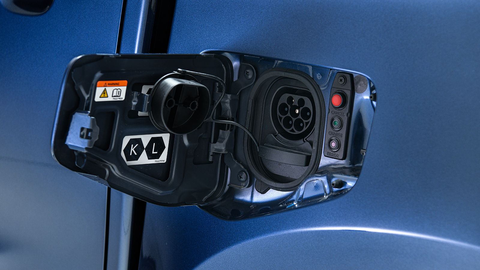 Isuzu D-Max: παροχή φόρτισης