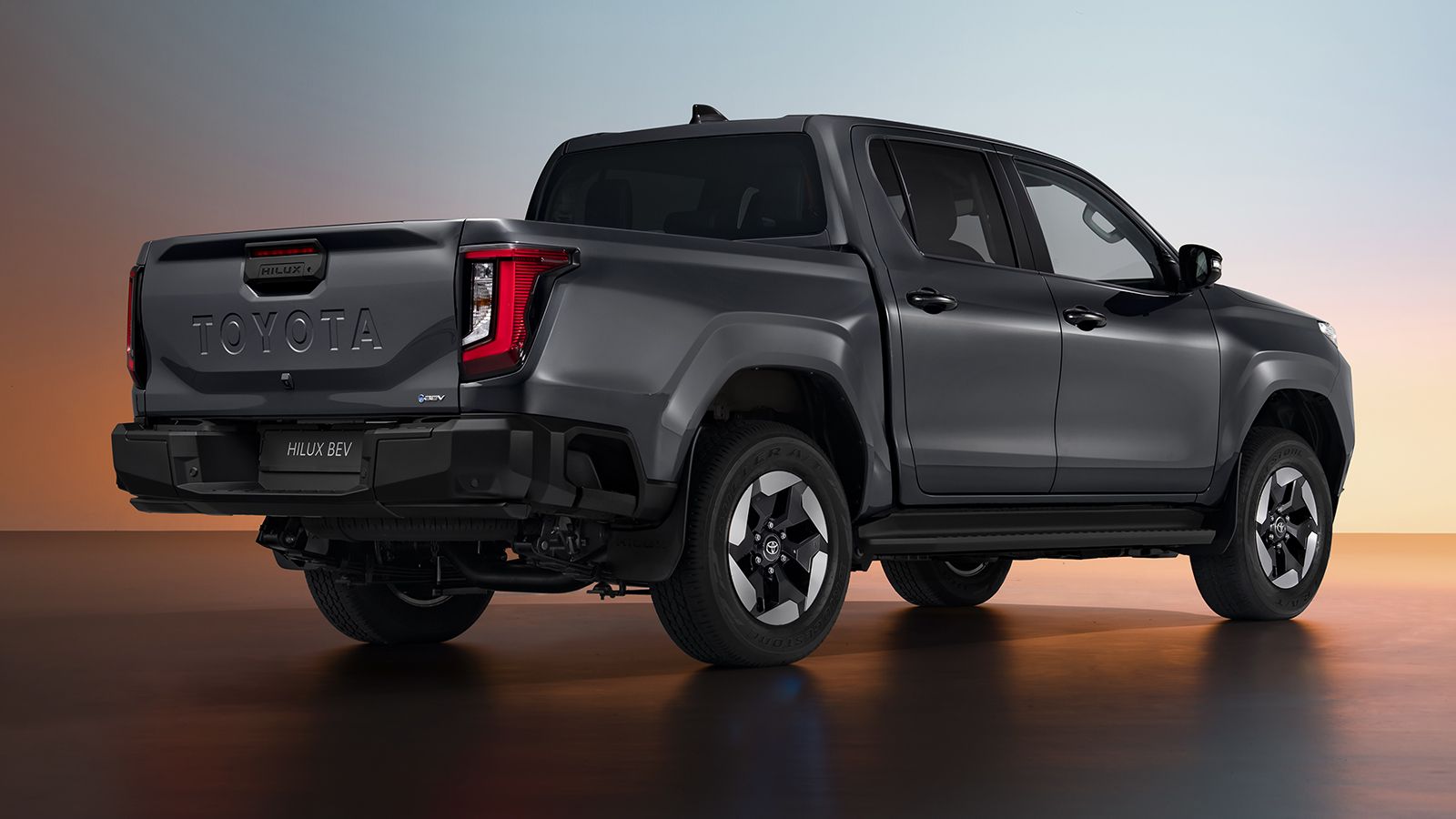 Toyota Hilux BEV: στατικό, πίσω όψη