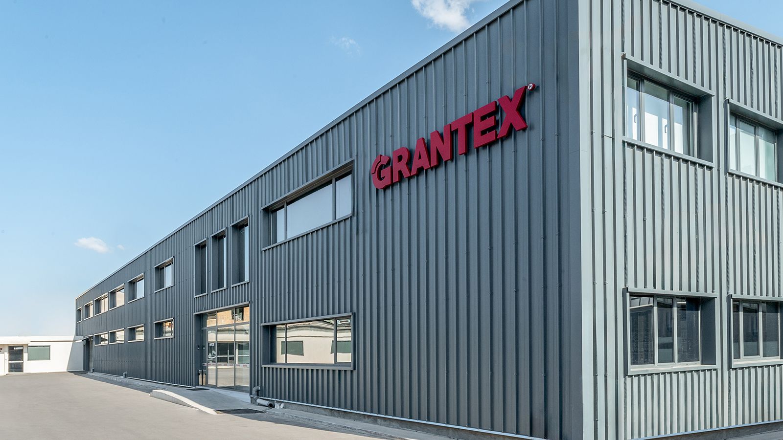 Grantex, εγκαταστάσεις
