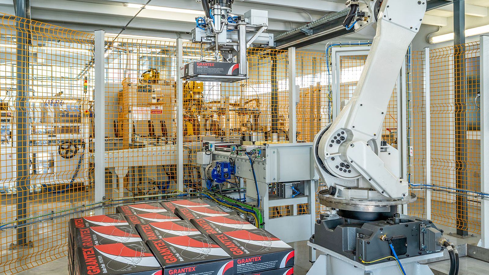Grantex ρομποτικός βραχίοντας στην γραμμή παραγωγής
