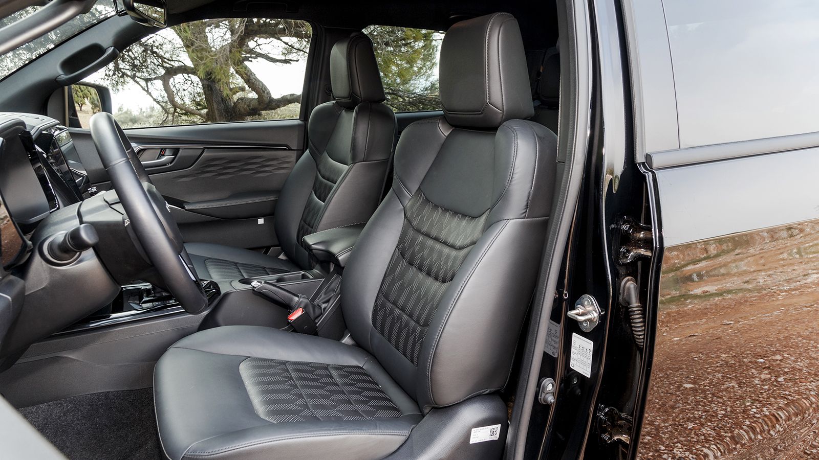 εμπρός καθίσματα isuzu d-max