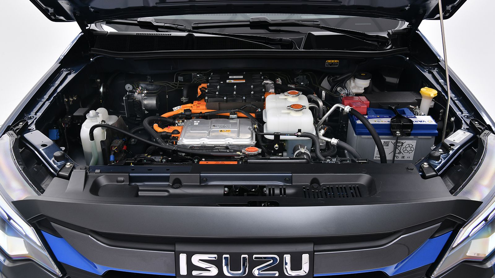Παγκόσμια πρεμιέρα για το νέο Isuzu D-Max EV