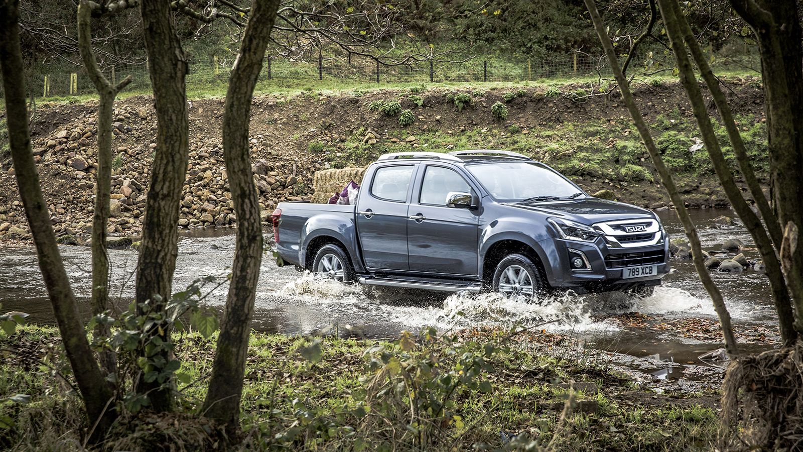 Το Isuzu D-Max είναι διαθέσιμο για περιορισμένο χρονικό διάστημα με Όφελος 2.500 ευρώ σύμφωνα με την ελληνική αντιπροσωπεία.