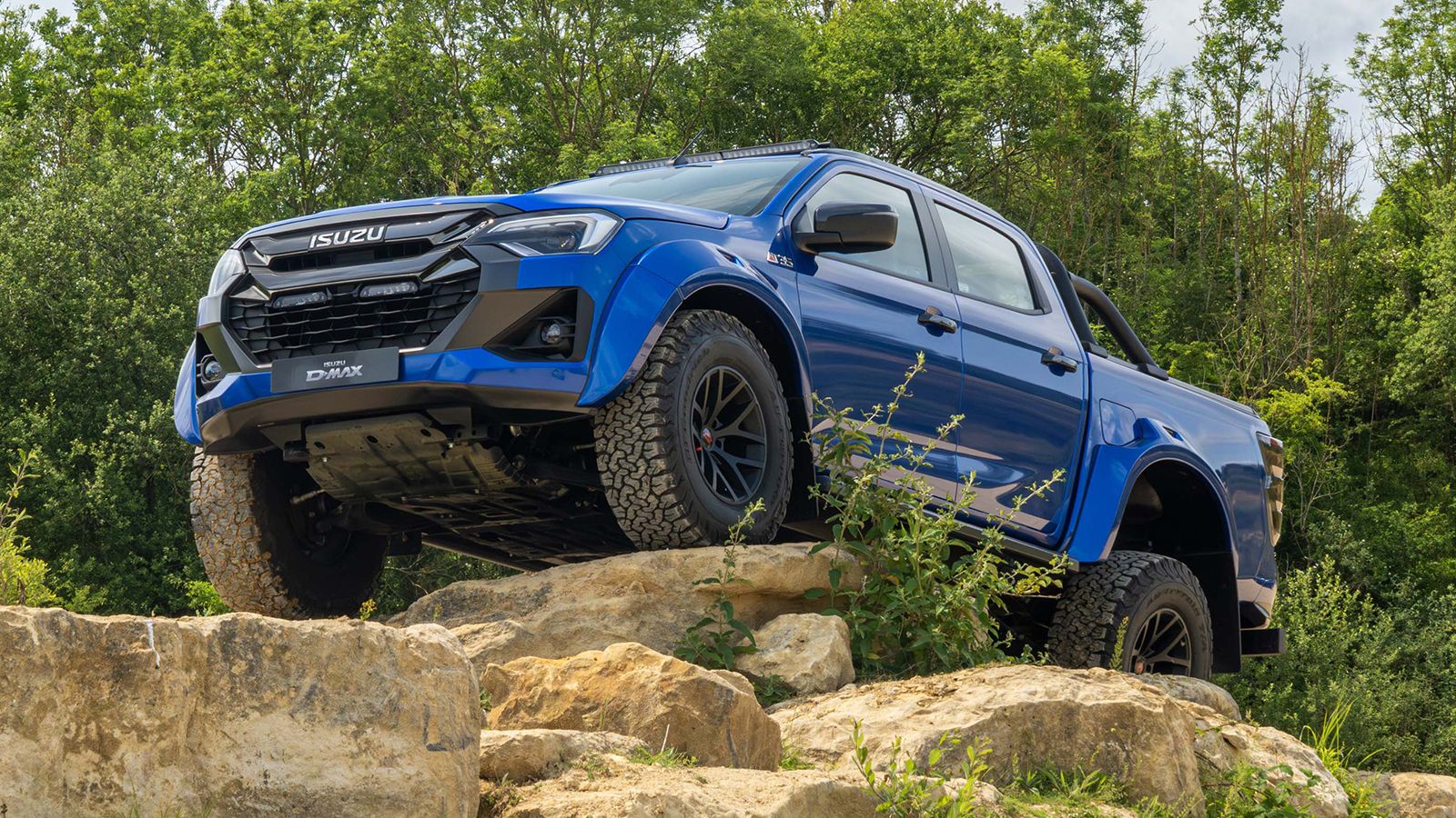 D-Max AT35: Θηριώδες Pick-Up για τα πολύ δύσκολα! 