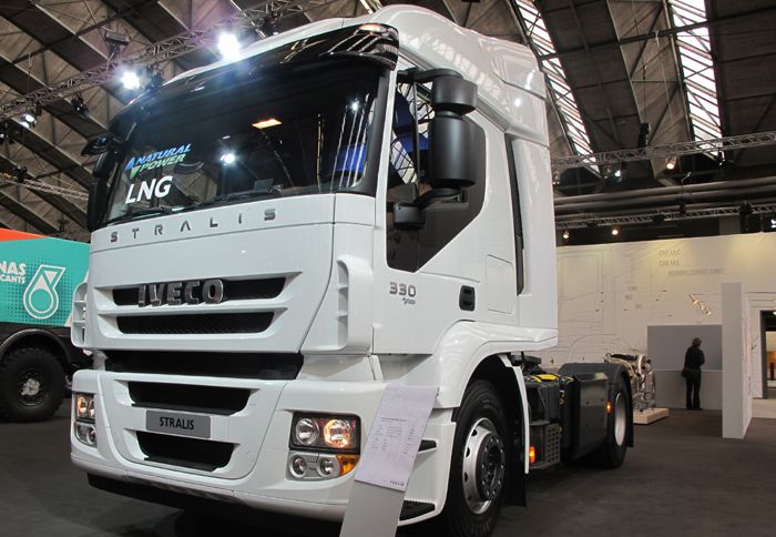 Μια νέα έκδοση του Stralis με καύσιμο το φυσικό αέριο παρουσίασε η Iveco στην Έκθεση Επαγγελματικών RAI του ¶μστερνταμ.