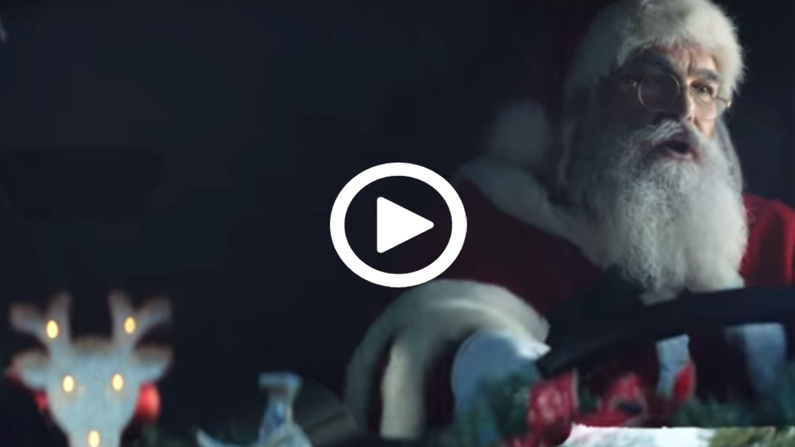 Με νέο όχημα η διανομή δώρων από τον Αγ. Βασίλη!