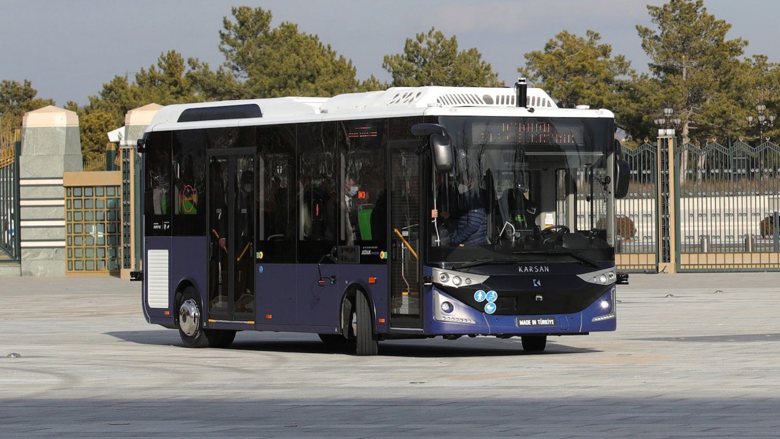 Το πρώτο αυτόνομο λεωφορείου Επιπέδου 4 της Ευρώπης (και των ΗΠΑ) που περνάει στην παραγωγή, είναι το Karsan Autonomous Atak Electric.