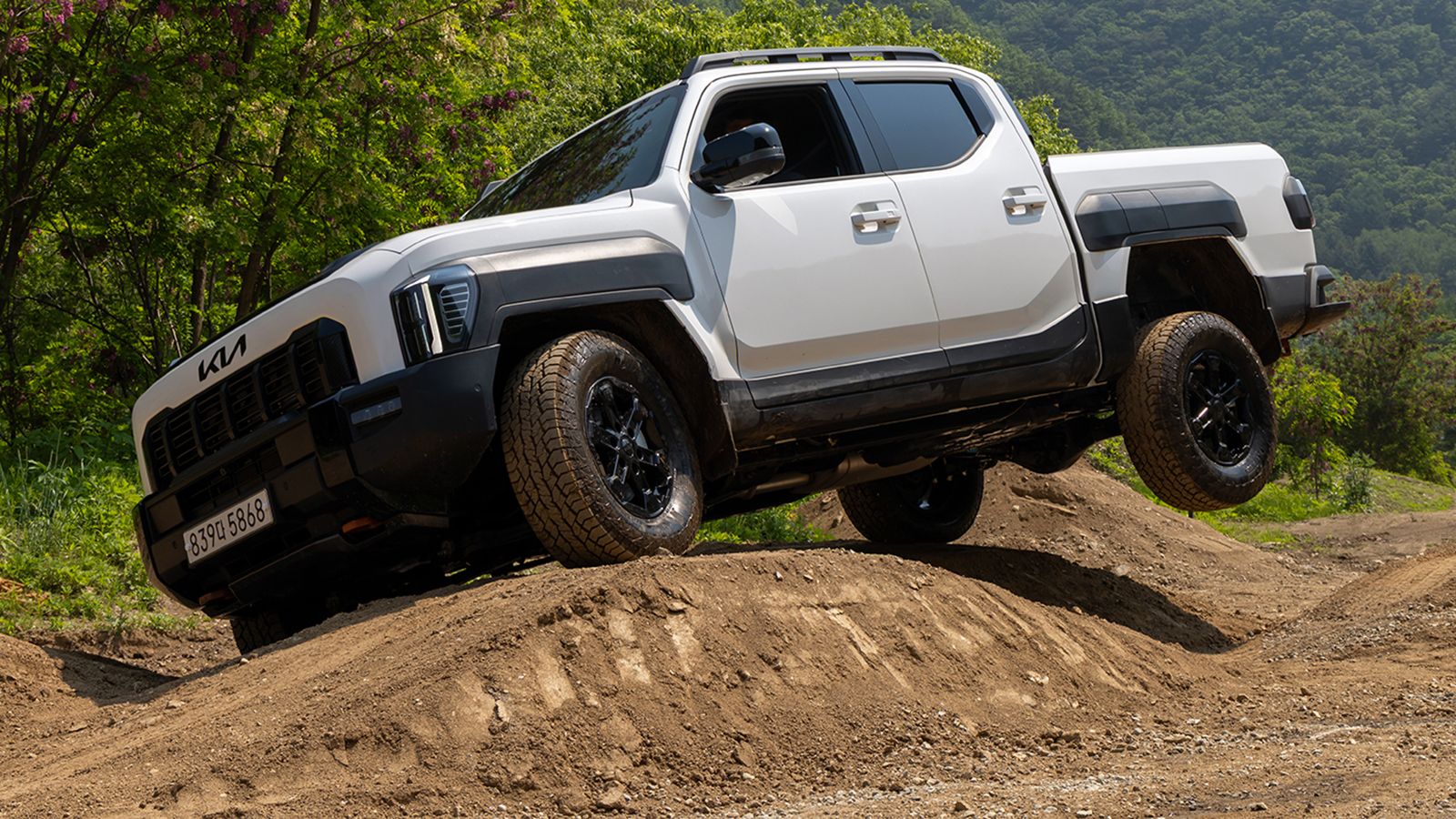 Kia Tasman: Έτοιμο για τα… πολύ δύσκολα!