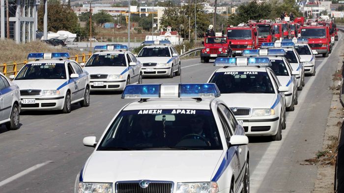 Τα οχήματα των Ενόπλων Δυνάμεων, της ΕΛΑΣ και της Πυροσβεστικής, εξαιρούνται από την υποχρέωση υπαγωγής σε Τεχνικό Έλεγχο από τα KTEO. 
