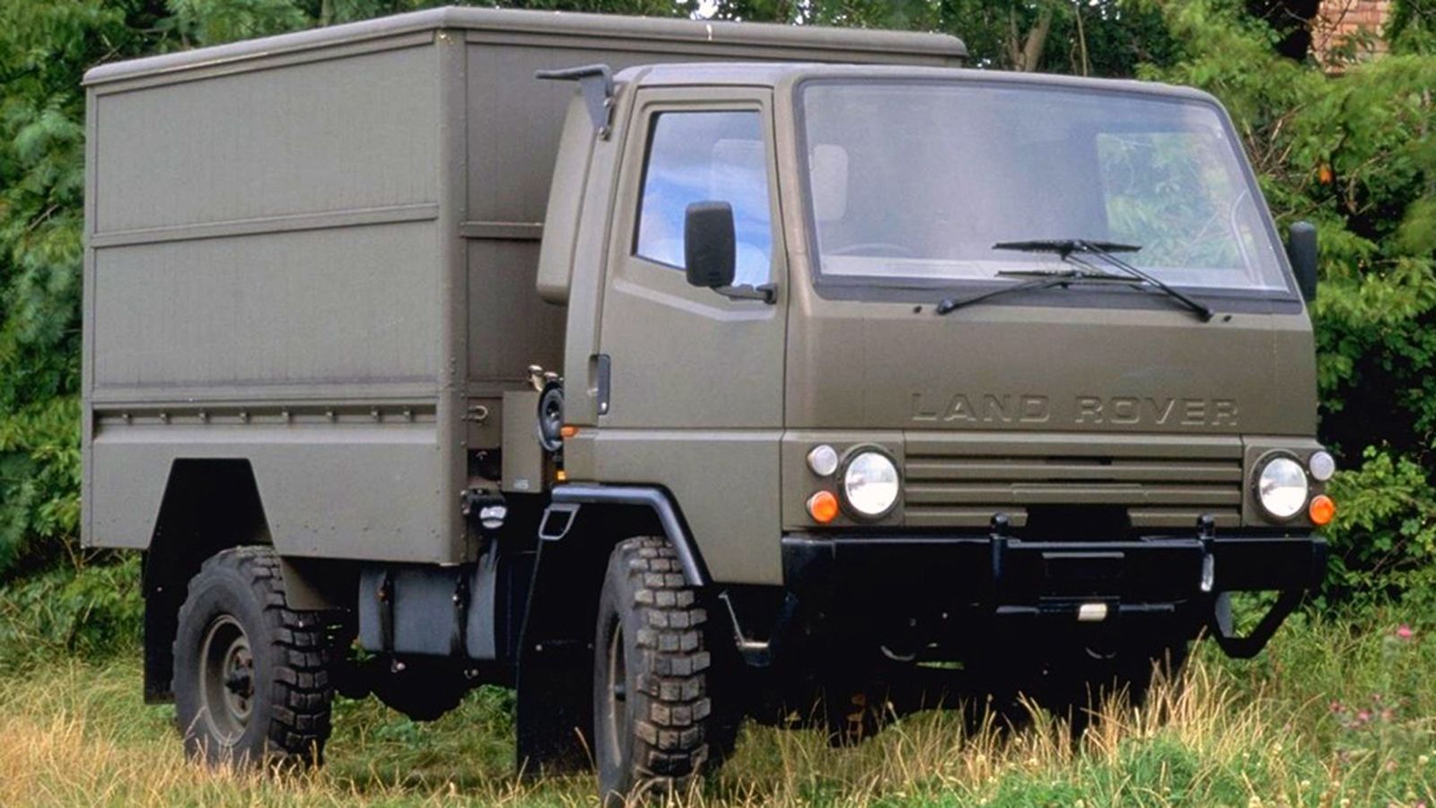 Περιπετειώδης ήταν η προσπάθεια της Land Rover να μπει στην παραγωγή φορτηγών. Ευκαιρία για λίγη ιστορία λοιπόν...