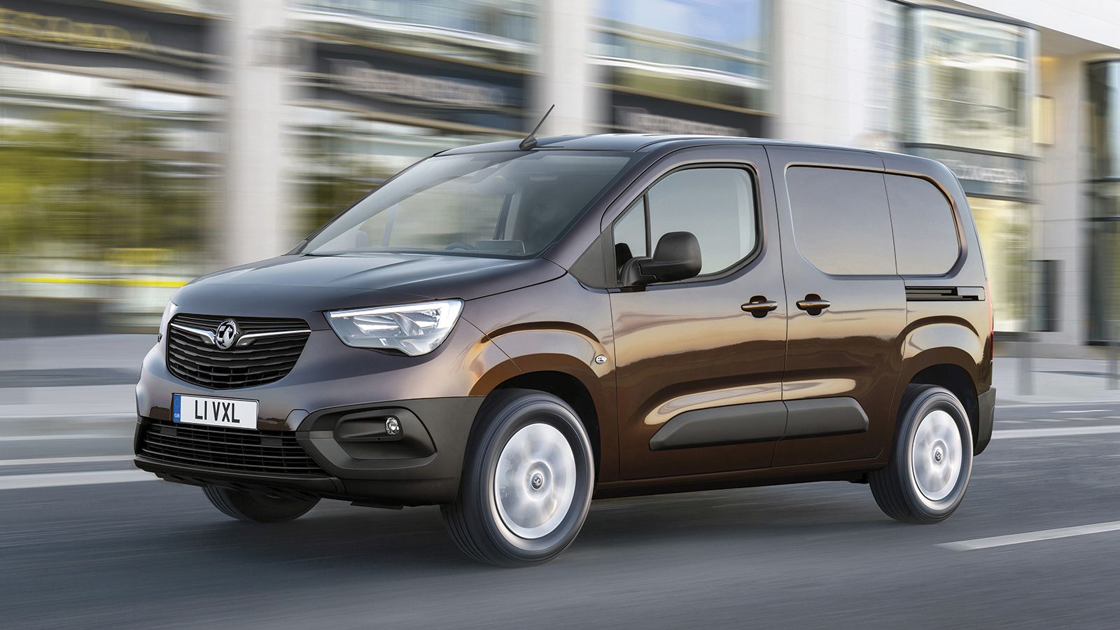 Το Opel Combo Cargo είναι διαθέσιμο και στην ελληνική αγορά ως αμιγώς ηλεκτροκίνητο. 