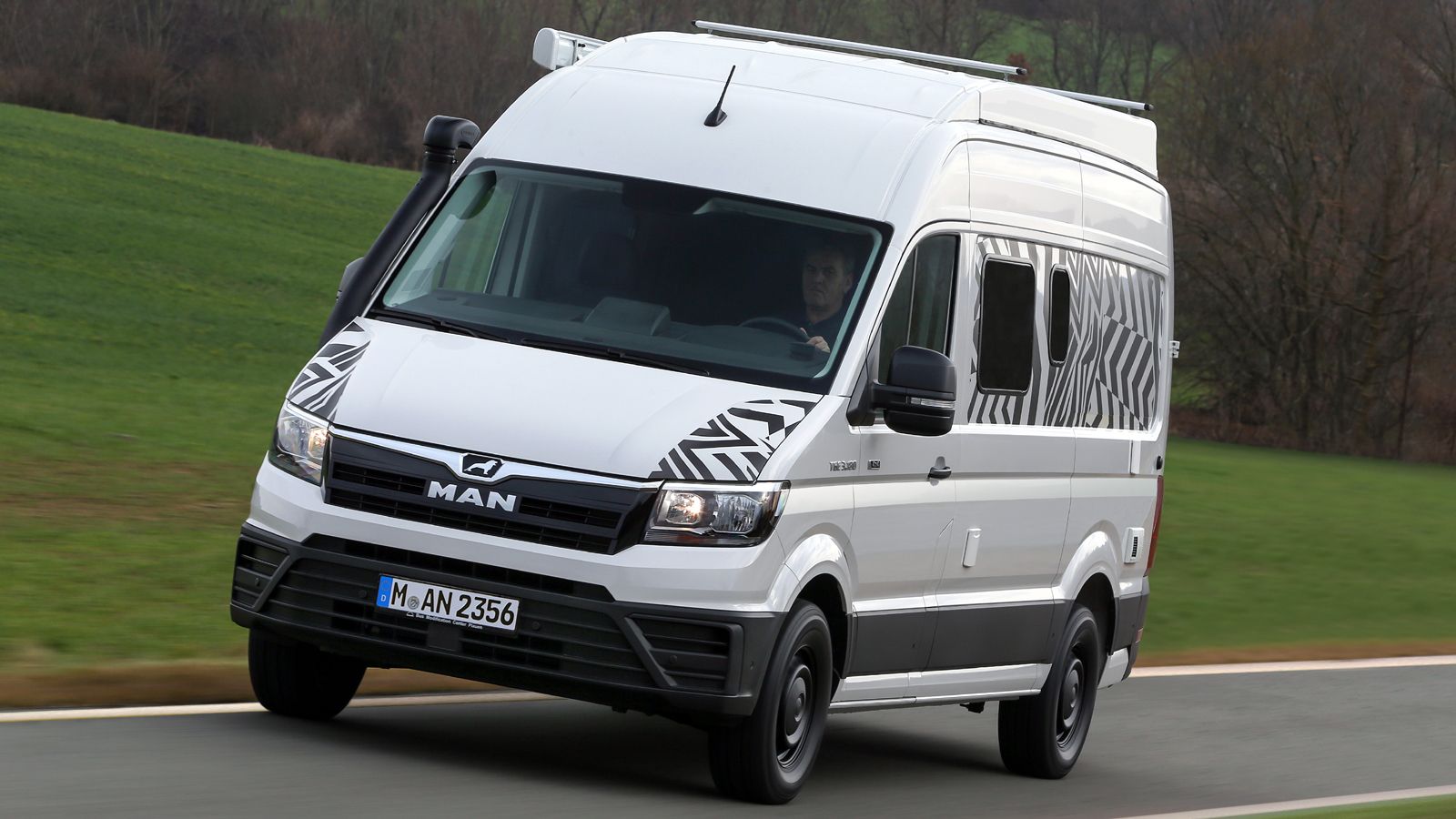 Η πρώτη έκδοση Caravan του MAN TGE 4x4 διακρίνεται για τον δυναμισμό και την ελκυστική σχεδίαση αμαξώματος.
