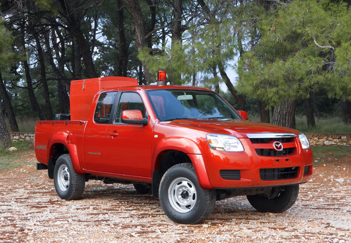 Δωρεά πυροσβεστικών Mazda BT-50