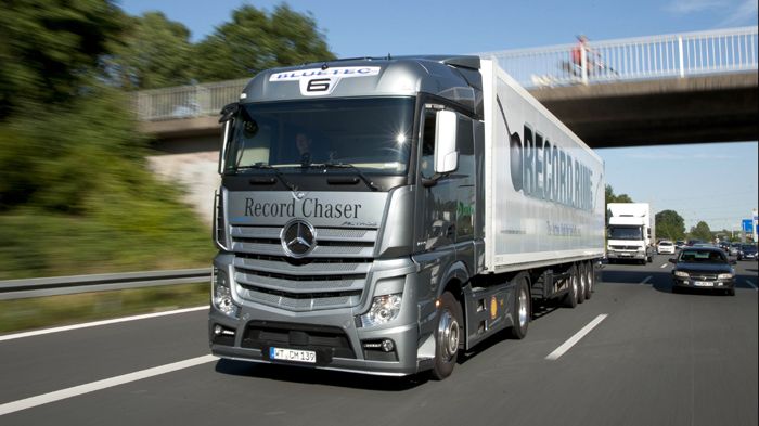 Ένα από τα κυριότερα προτερήματα του κορυφαίου βαρέως φορτηγού της Mercedes-Benz είναι η εξαιρετική οικονομία στην μέση κατανάλωση καυσίμου.