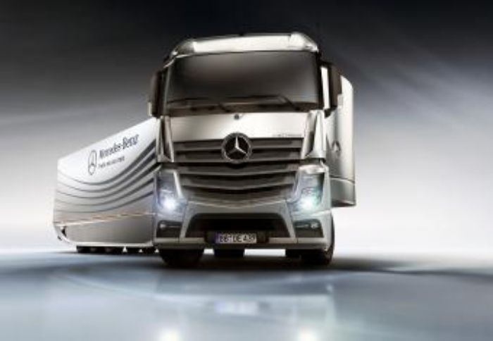 Το Aero Trailer Concept της Mercedes-Benz μπορεί να μειώσει την μέση κατανάλωση καυσίμου ενός φορτηγού κατά 18%.