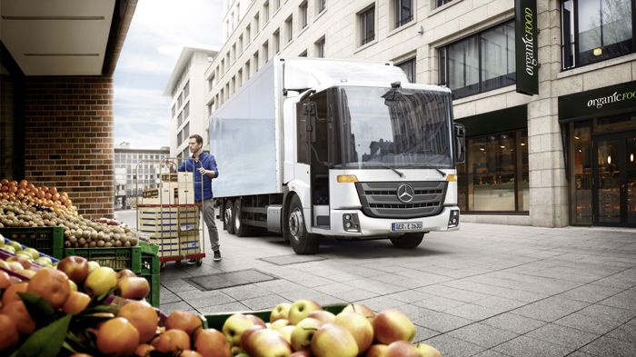 Σύμφωνα με ανακοίνωση της Mercedes-Benz, ο εξοπλισμός ασφάλειας όλων των εκδόσεων του Econic αναβαθμίζεται σημαντικά με την προσθήκη νέων συστημάτων. 