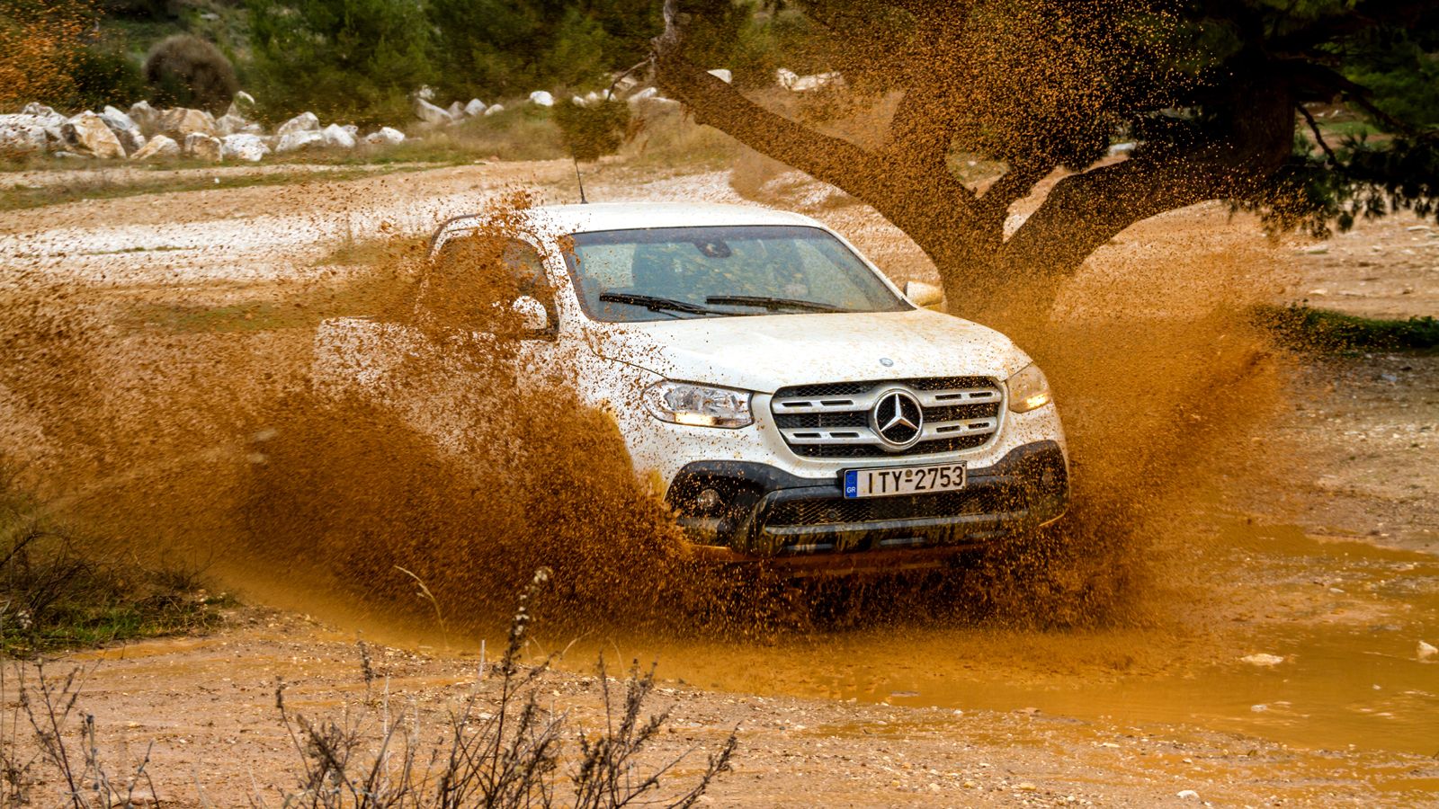 Στο νέο τεύχος του Auto Τρίτη Επαγγελματικά, φιλοξενούμε την έκδοση X 350 d The Rock, της δυναμικής και πολυτελούς Mercedes-Benz X-Class.