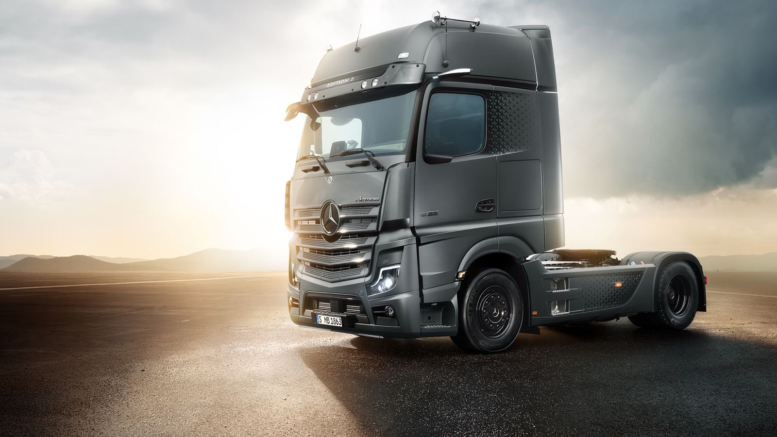 Η συλλεκτική έκδοση «Edition 2» του Actros θα παραχθεί σε μόλις 400 οχήματα. 