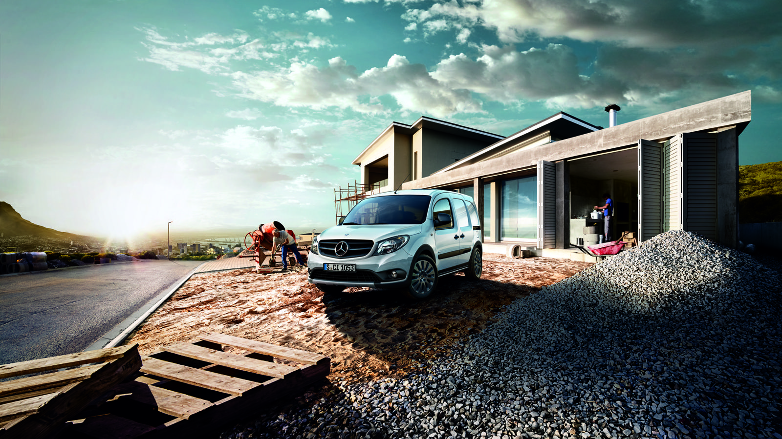 Η Mercedes-Benz ανακοίνωσε τη διάθεση των ανανεωμένων για το 2017 εκδόσεων του Citan με πολλαπλές αναβαθμίσεις σε θέματα σχεδίασης, ποιότητας και αποδ