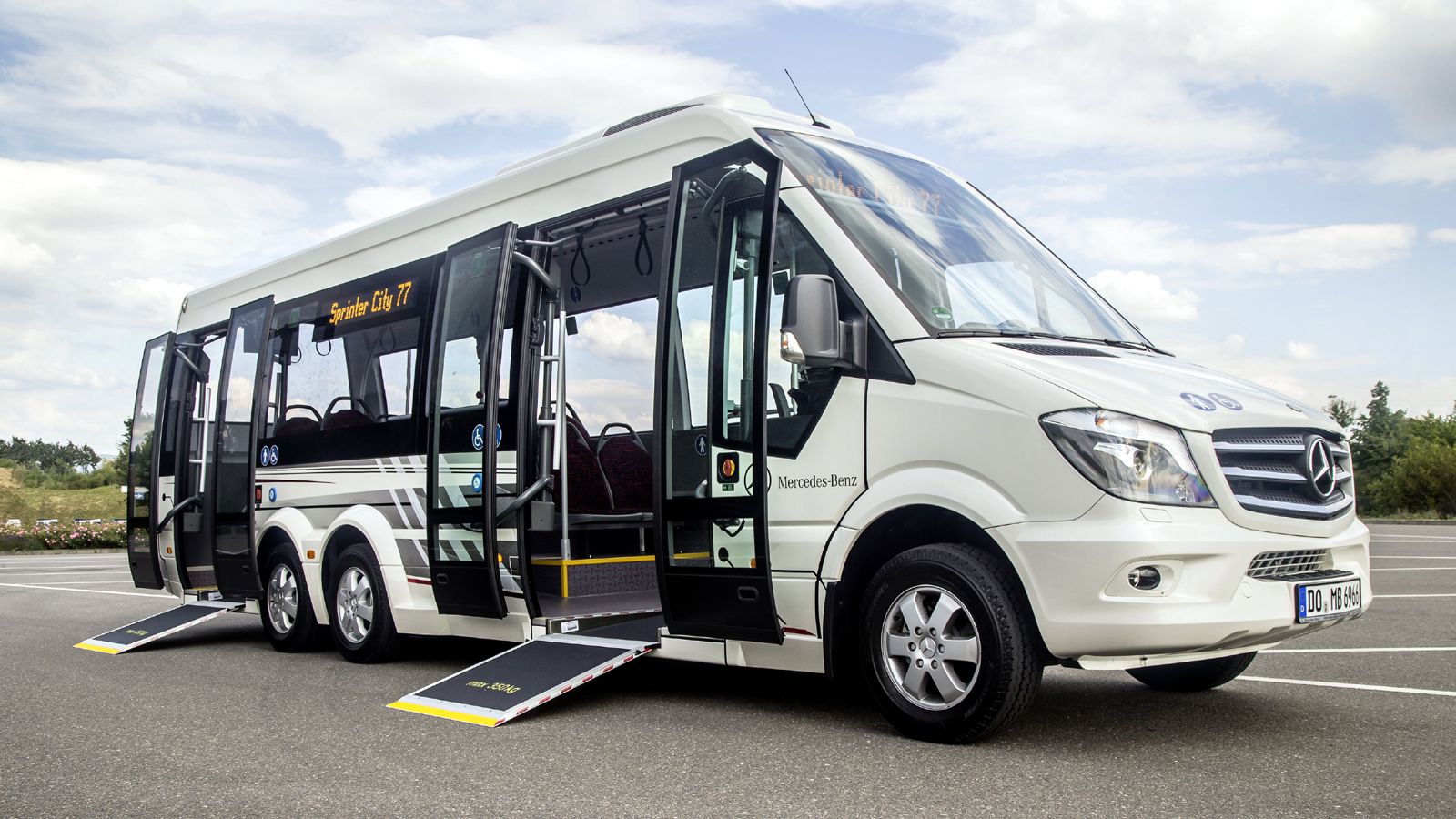 Περίπου 1 εκ. ευρώ δαπάνησε η Mercedes-Benz MiniBus GmbH προκειμένου να αναβαθμίσει τη γραμμή παραγωγής των οχημάτων της στο Ντόρτμουντ.