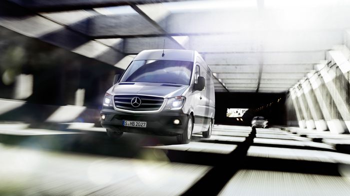 Οι πρώτες παραδόσεις οχημάτων του νέου Mercedes-Benz Sprinter αναμένεται να ξεκινήσουν μέσα στον προσεχή Σεπτέμβριο.