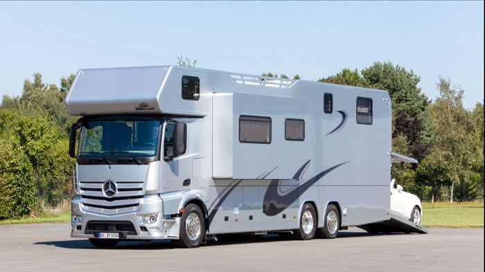 Το Vario Alkoven 1200 βασίζεται στο Mercedes-Benz Antos και έχει μήκος αμαξώματος 12μ. καθώς και μεικτό βάρος 25t.