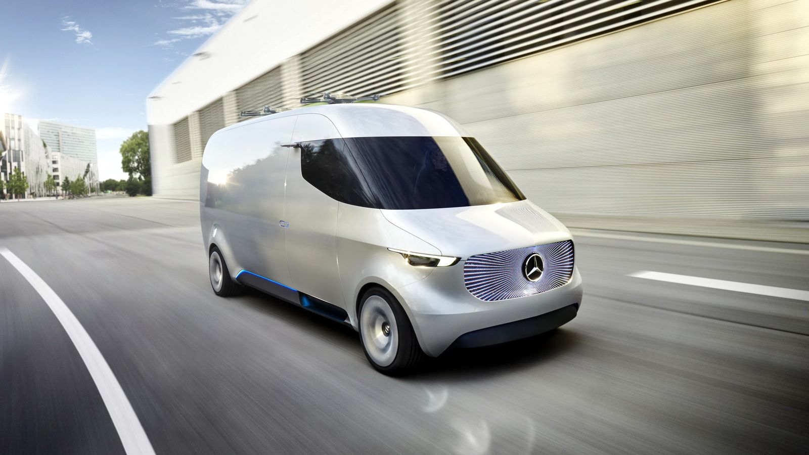 Το πρώτο –αμιγώς ηλεκτροκίνητο- πρωτότυπο ελαφρύ επαγγελματικό της Mercedes-Benz, παρουσιάστηκε για πρώτη φορά στην 66η ΙΑΑ, μέσα στο φθινόπωρο 