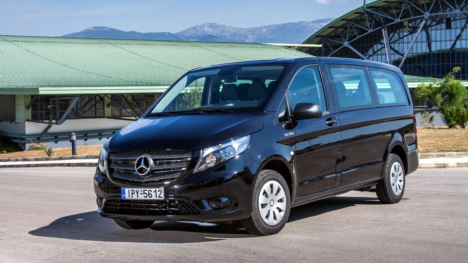 Η σκοτεινή πλευρά της πολυτέλειας