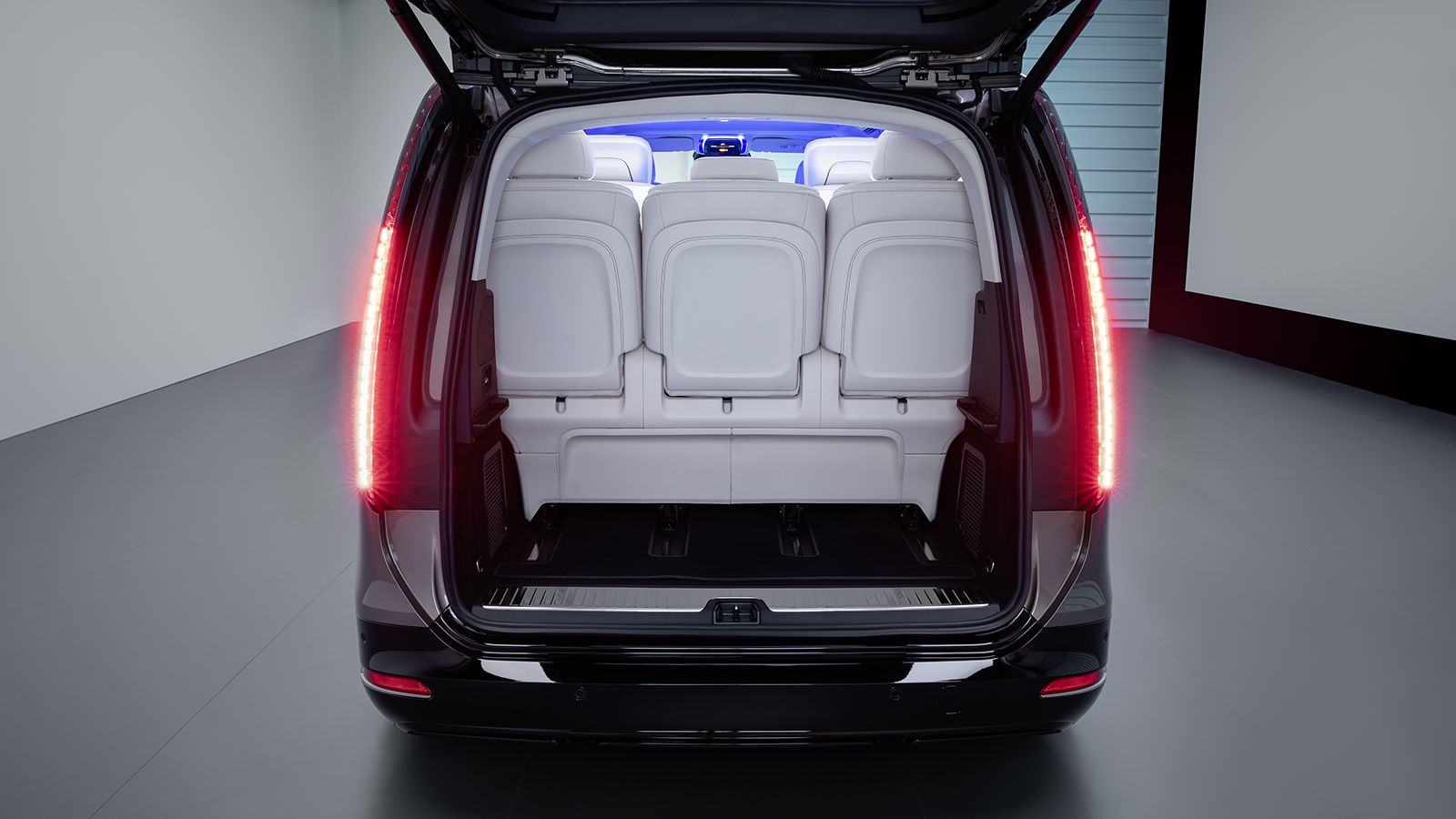 Mercedes-Benz VLE: Νέα πολυθέσια λιμουζίνα