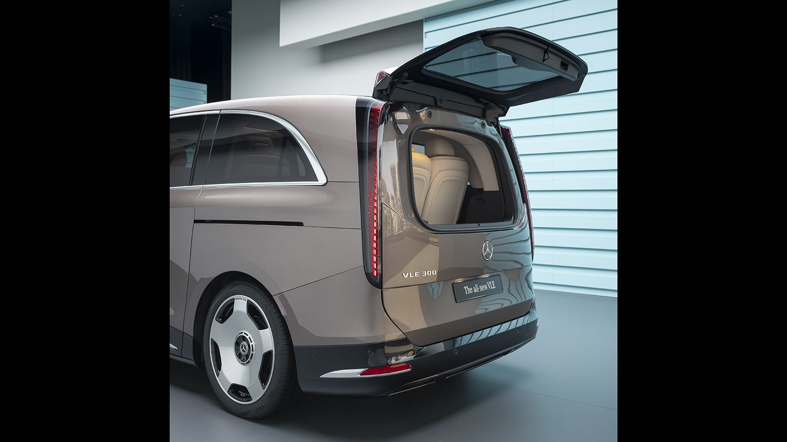 Mercedes-Benz VLE: Νέα πολυθέσια λιμουζίνα