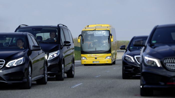 Το Mercedes-Benz Travego αναμένεται να ενισχύσει ακόμη περισσότερο το επίπεδο της ασφάλειας που προσφέρει με την προσθήκη του νέου ABA 3.