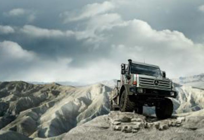 Για 8η συνεχή χρονιά το Unimog απέσπασε τον τίτλο του Off-road vehicle of the Year 2012 στον διαγωνισμό του περιοδικού Off-Road.