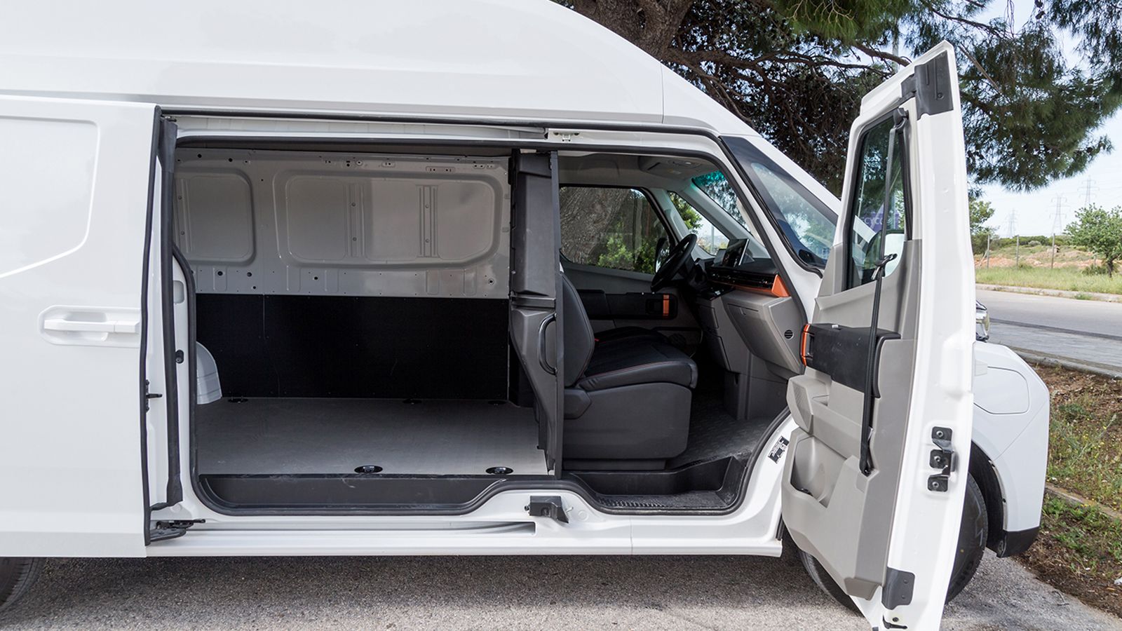 Ηλεκτρικά Μεσαία Vans: Όλες οι προτάσεις της αγοράς!