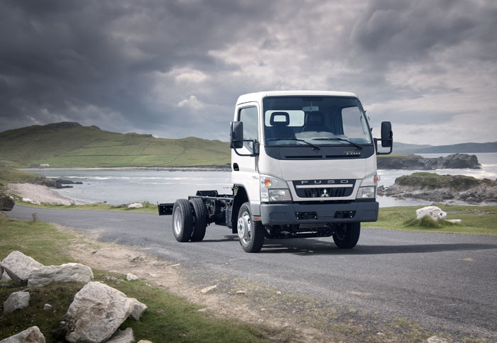 Ένα ηλεκτρικό Fuso Canter στην ΙΑΑ