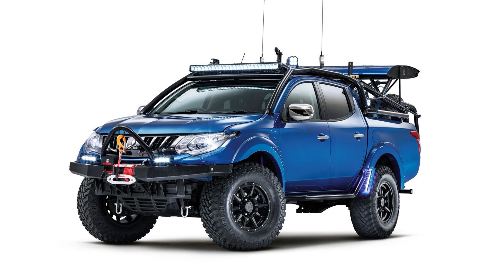 Το Mitsubishi L200 Desert Warrior είναι μια ειδική έκδοση του ιαπωνικού Pick-Up που παρουσιάστηκε στην έκθεση NEC του 2017.